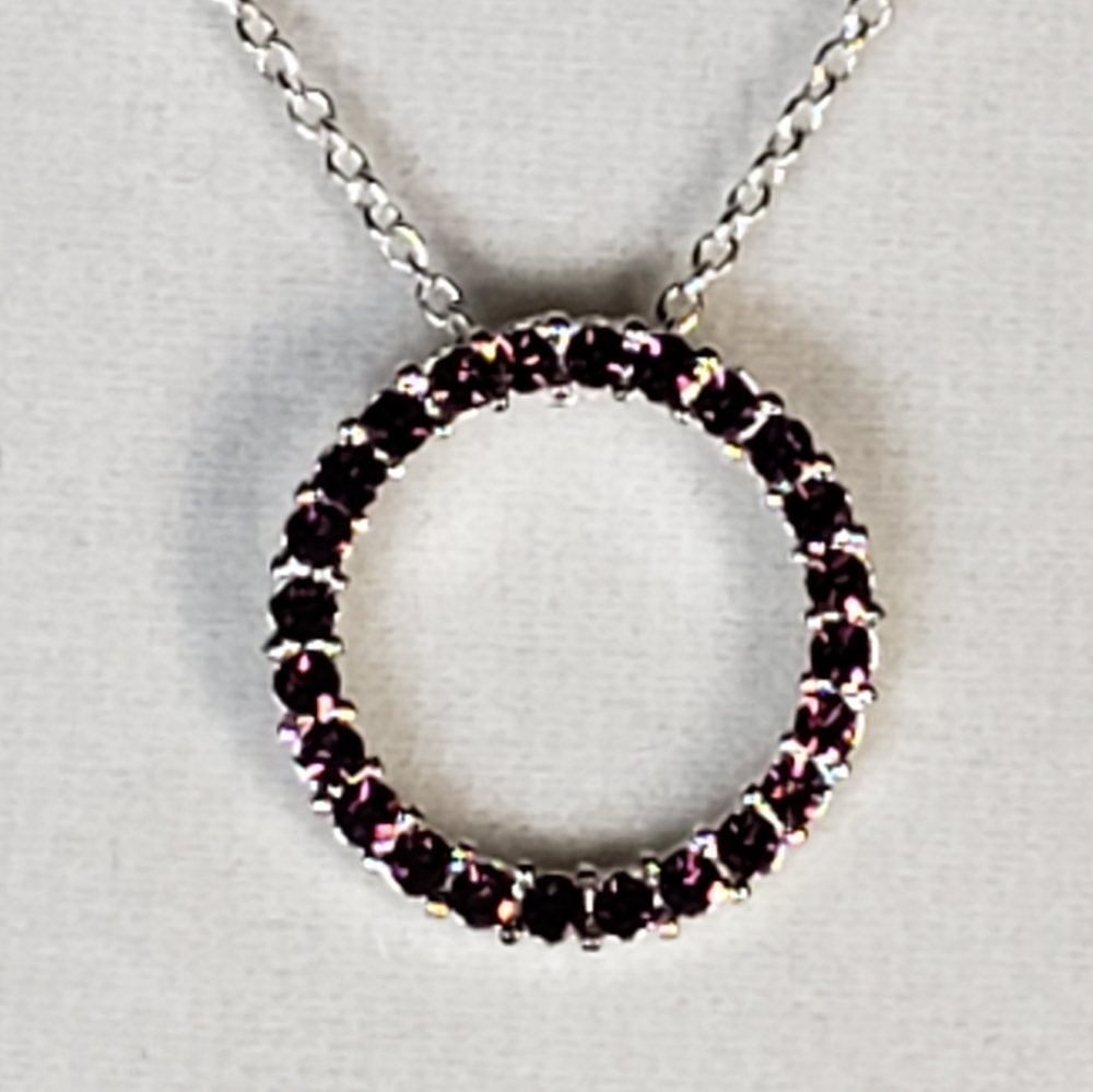 NIB- Avon birthstone crystal circle necklace- February amethyst color